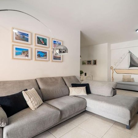 City Beach Apartment La Canea Esterno foto