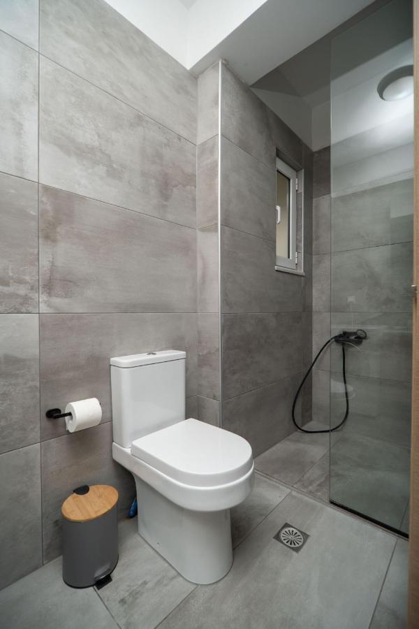 City Beach Apartment La Canea Esterno foto