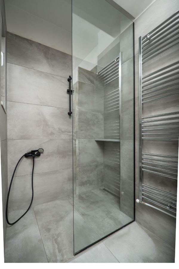 City Beach Apartment La Canea Esterno foto